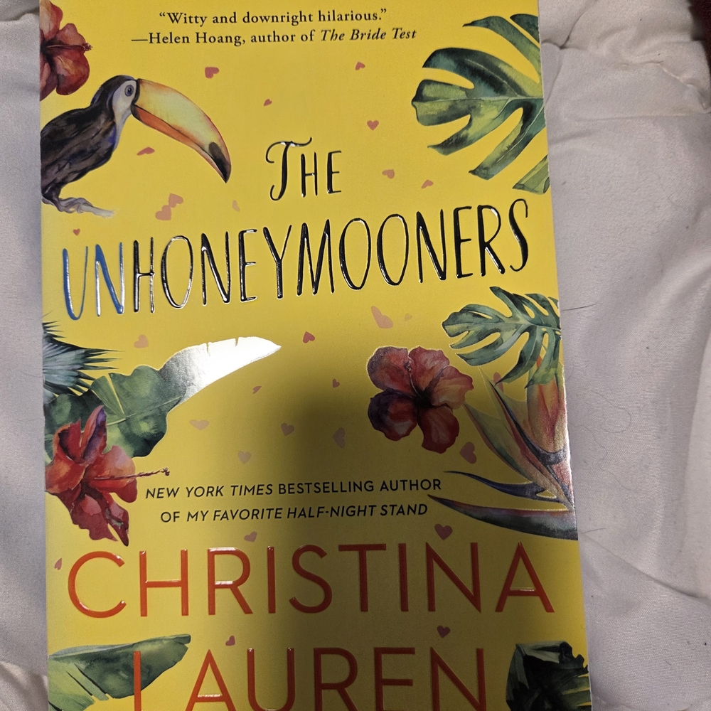 The Unhoneymooners ✨️3 For $30✨️